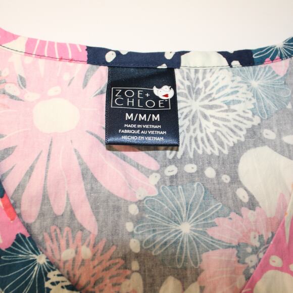 Zoe & Chloe Womens Scrub Top Sz M short sleeve Floral multicolor Cotton - Picture 4 of 7